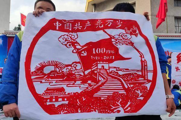 新城街道织密社区平安“网”